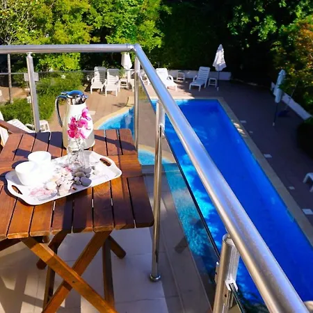 резидънс - Byala Complex *