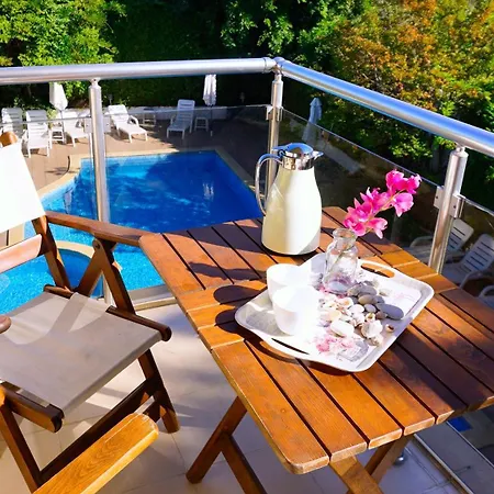 резидънс - Byala Complex ビャラ