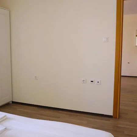 резидънс - Byala Complex *