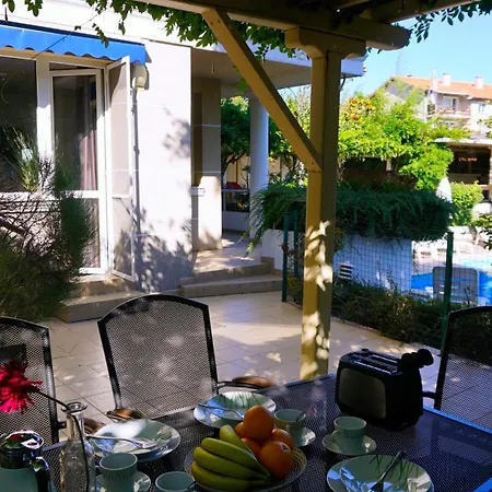 резидънс - Byala Complex *