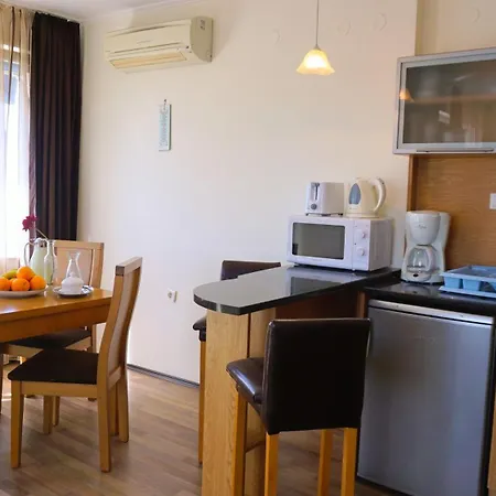 резидънс - Byala Complex Apartament